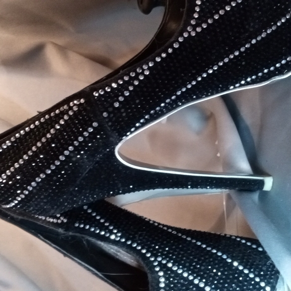 Size 8 Mascotte Chrome bottom black and silver sequin heels - Picture 6 of 7